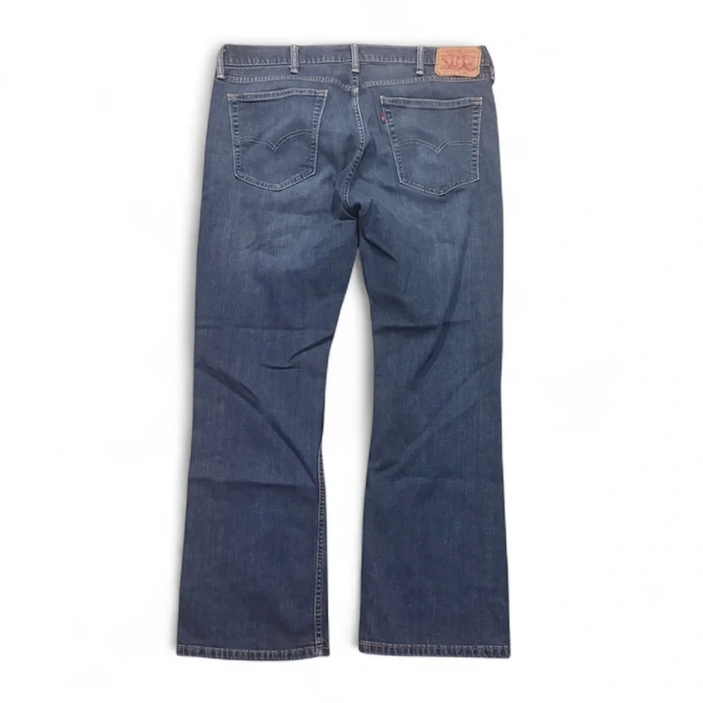 Levis bootcut jeans